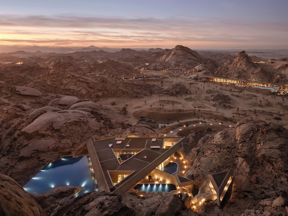 One Bedroom Mountain Crevice Villa