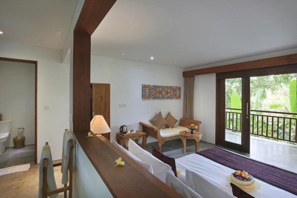 Premier Suite, Hill View