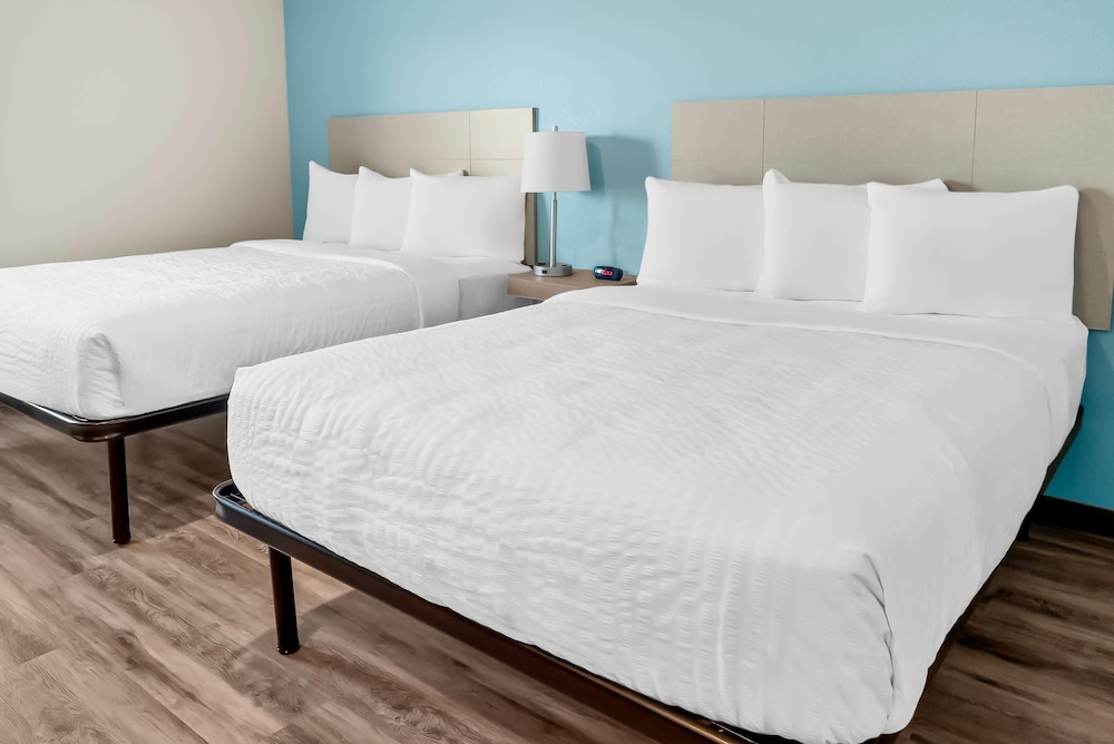 Room, 2 Queen Beds, Non Smoking (Efficiency)