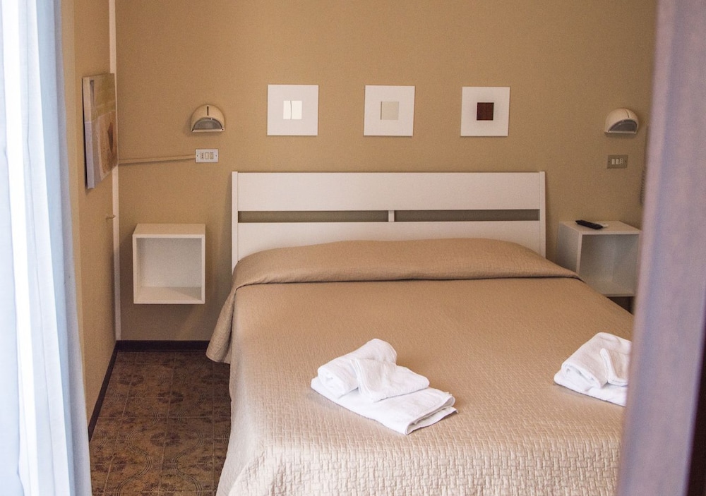 Double Room, Balcony
