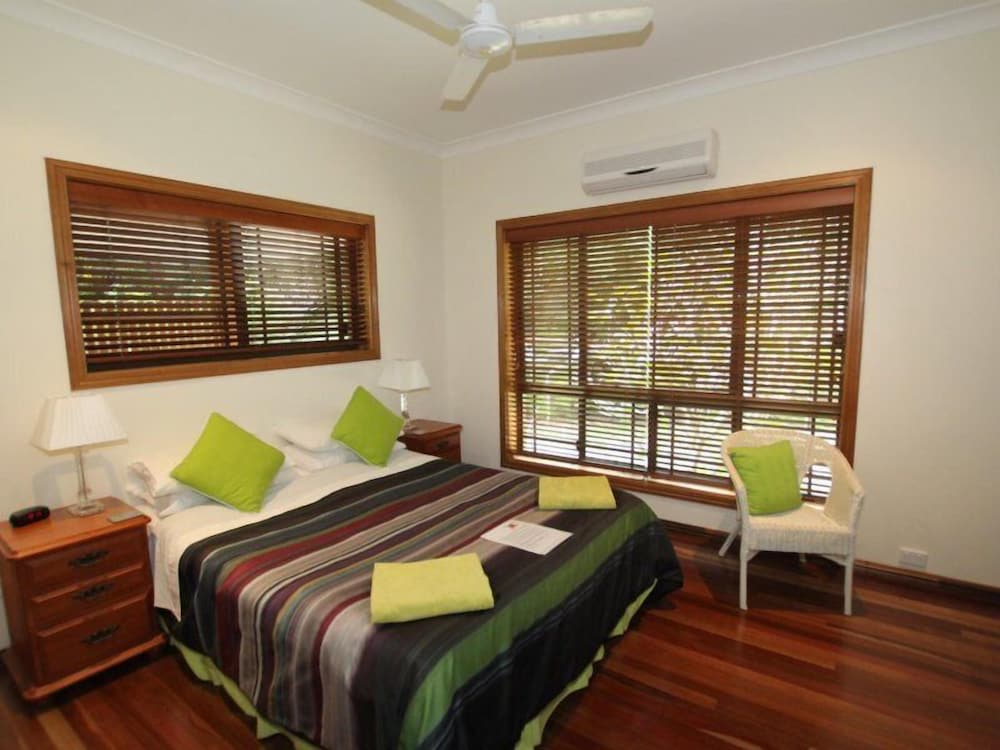 Standard Suite, 1 Bedroom, Non Smoking (Frangipani Room) photo 2