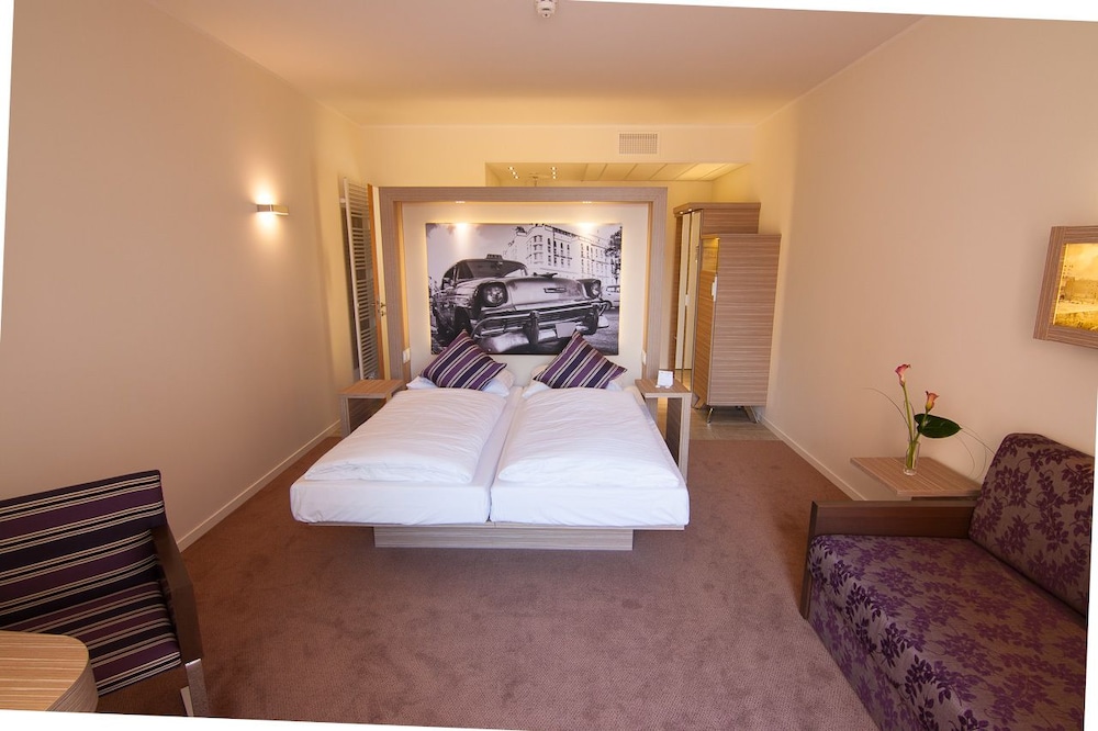 Deluxe Double Room photo 3