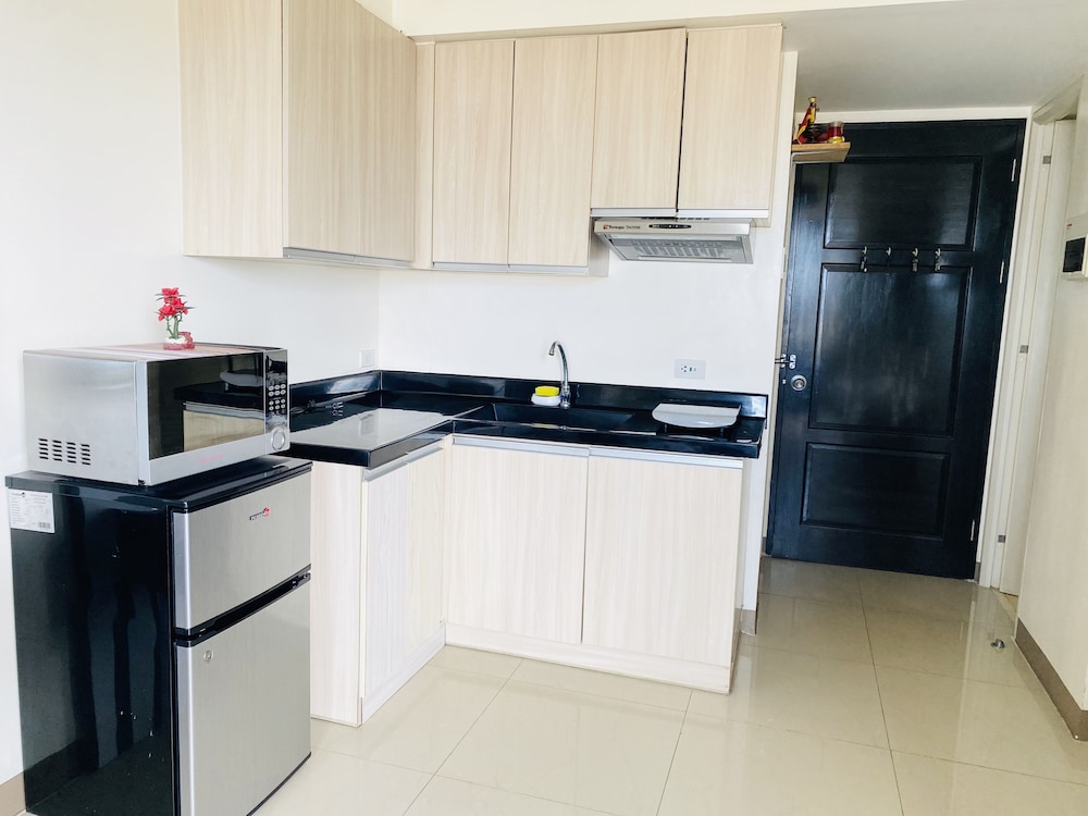 City Studio, 1 Double Bed, Accessible, City View photo 3