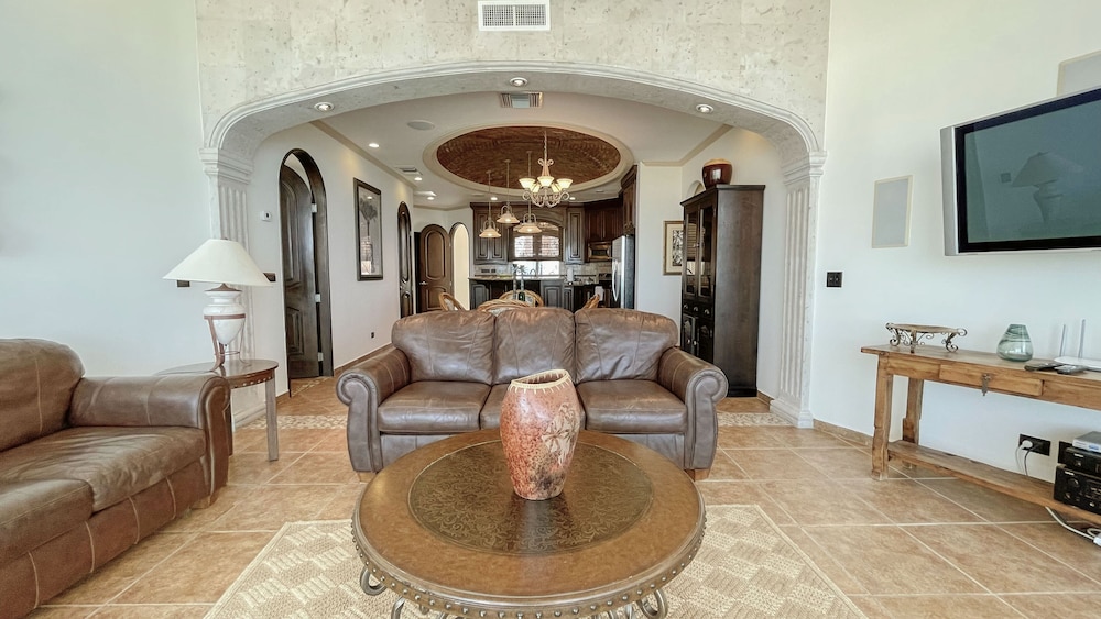 Junior Condo, 2 Bedrooms, Ocean View
