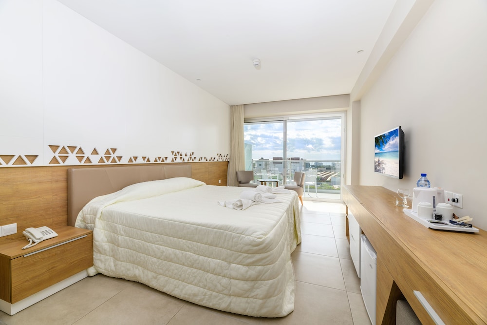 Superior Double Room, Sea View photo 2
