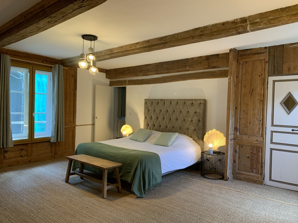 Royal Room