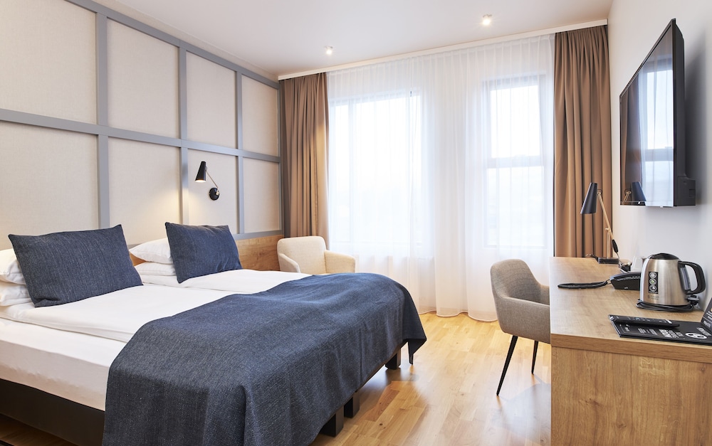 Standard Double or Twin Room photo 1