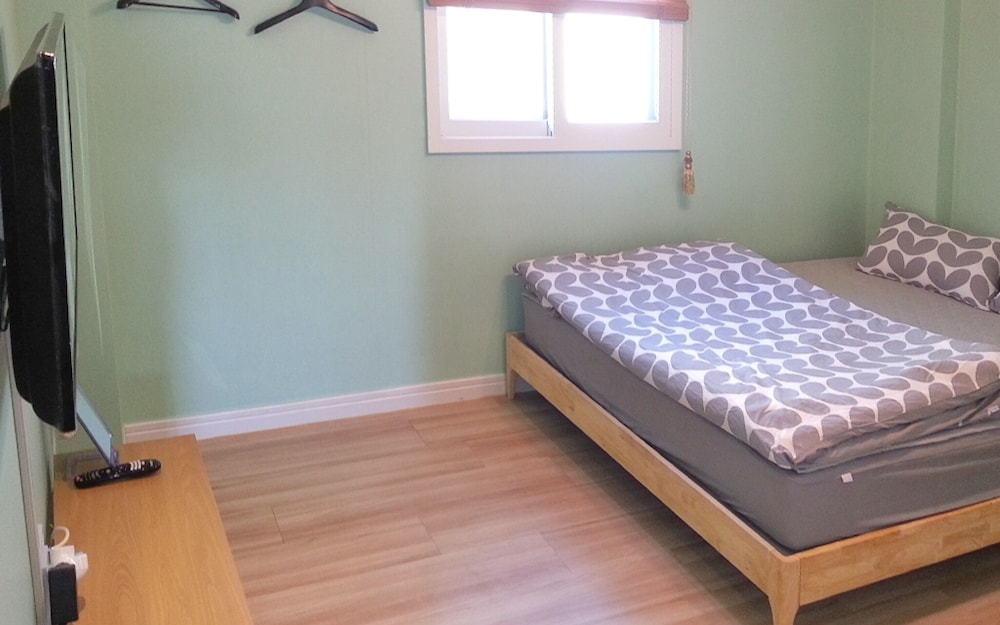 Room (Couple Room 301)