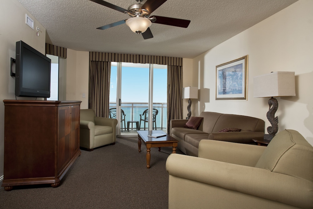 Condo, 3 Bedrooms (Oceanfront) photo 1
