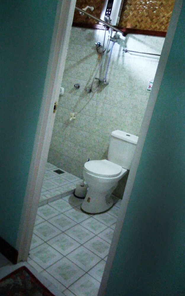 Family Room photo 3