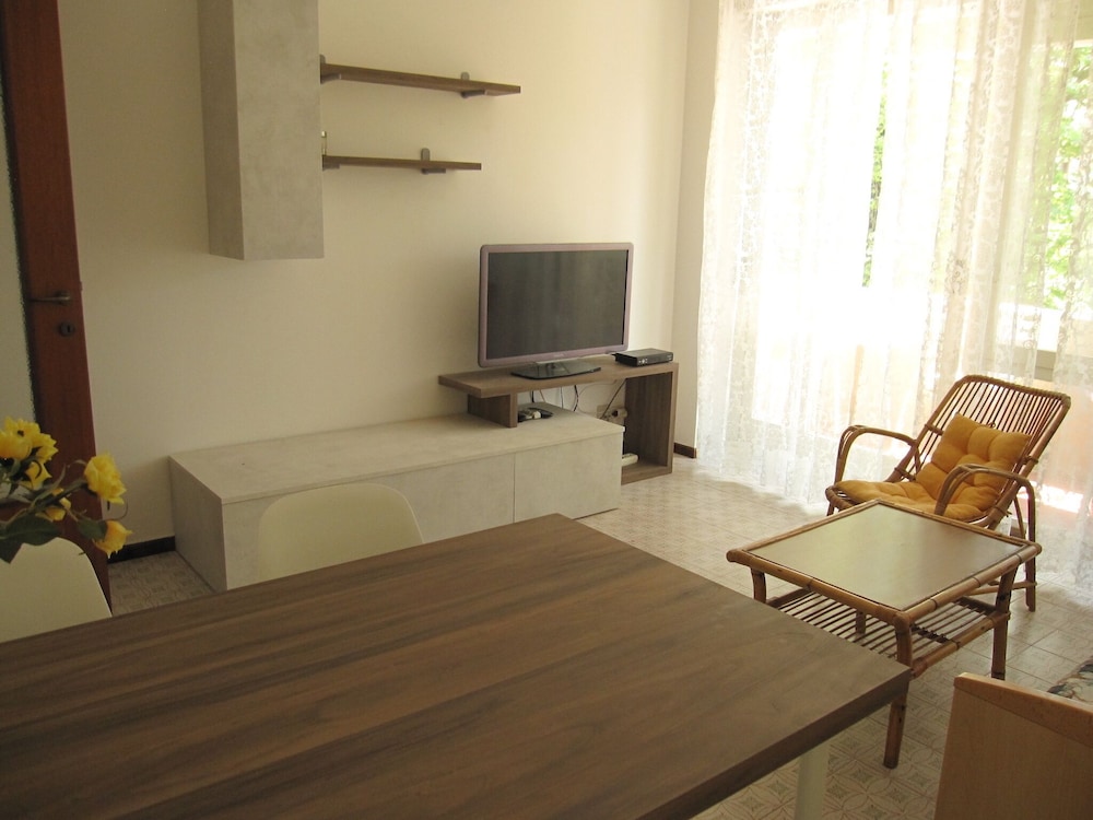 Apartment, 1 Bedroom, Balcony, Garden View photo 1