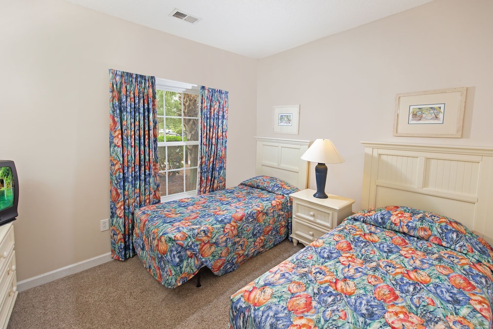 2 Bedroom Golf Villa photo 2
