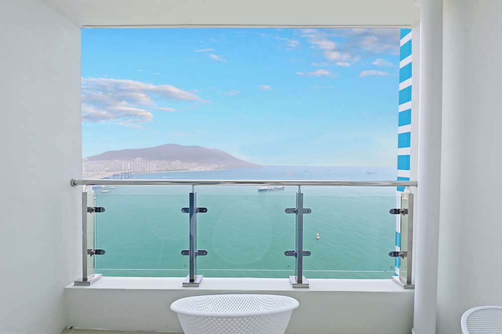 Superior Room, Sea View photo 2