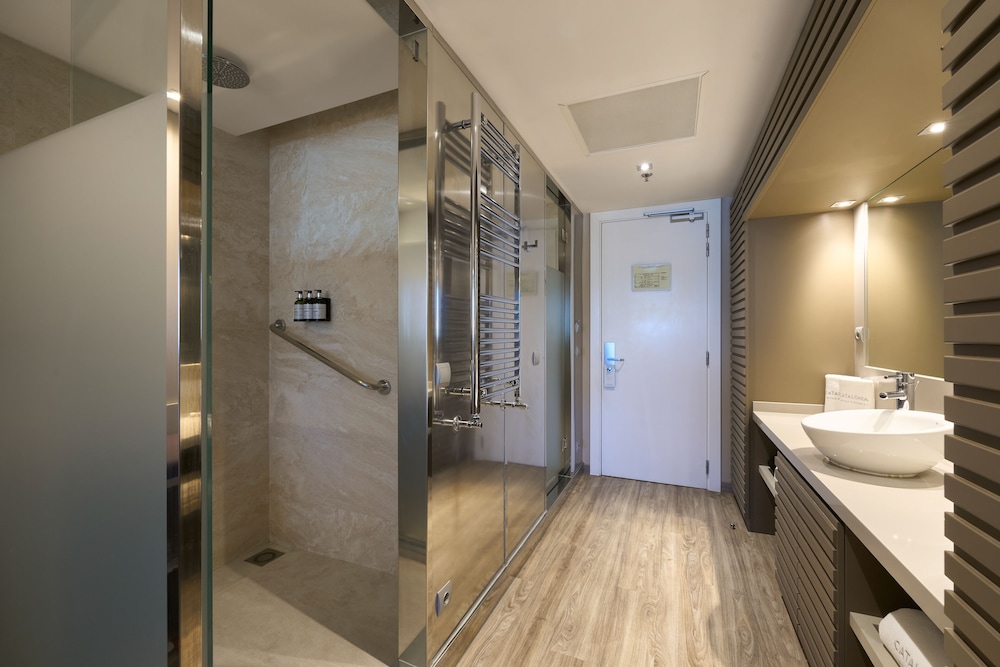 Junior Suite (2 Adults and 1 Child) photo 3
