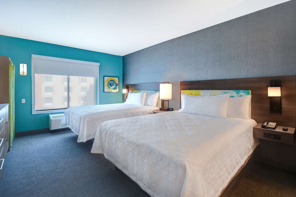 Studio, 2 Queen Beds, Accessible, Non Smoking (Hearing) - Photo 1