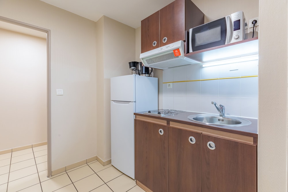 Family Apartment, 2 Bedrooms - Photo 3