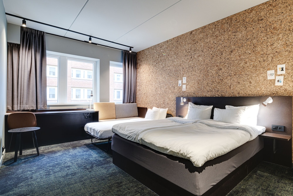 Superior Room, 1 Double Bed, Non Smoking - Photo 5
