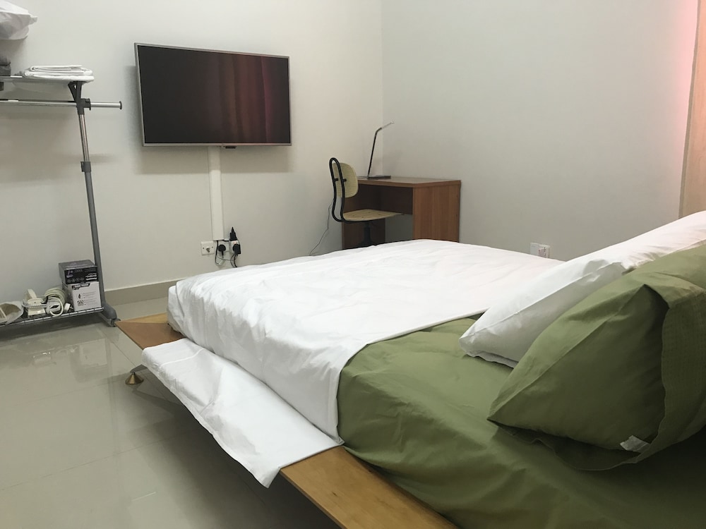 Family Apartment, 1 Bedroom, Kitchen, Ground Floor photo 1