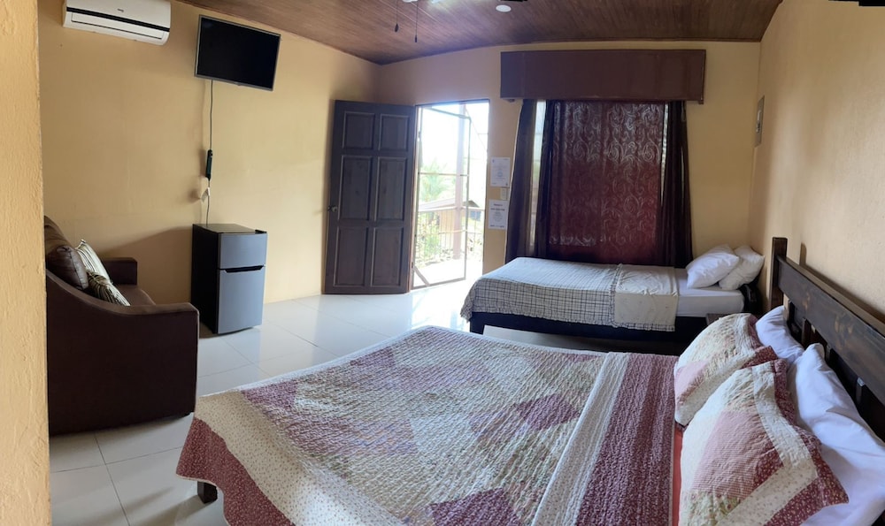 Standard Triple Room photo 3