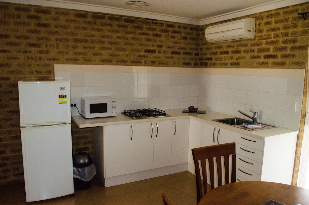Family Room, Non Smoking, Kitchen (Family Unit) photo 3