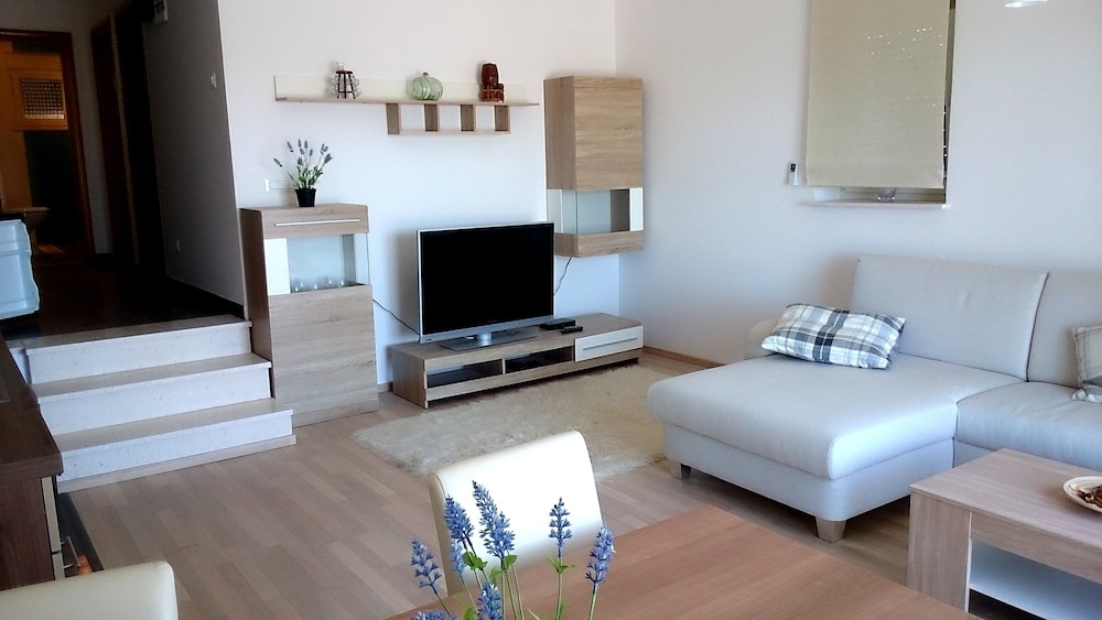 Deluxe Apartment, 2 Bedrooms, Terrace, Sea View
