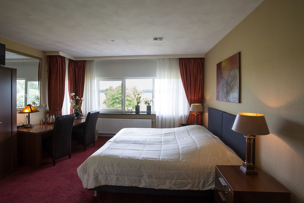 Deluxe Room photo 1