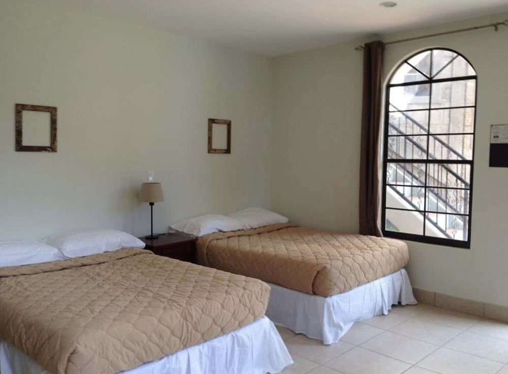 Double Room, 1 King Bed