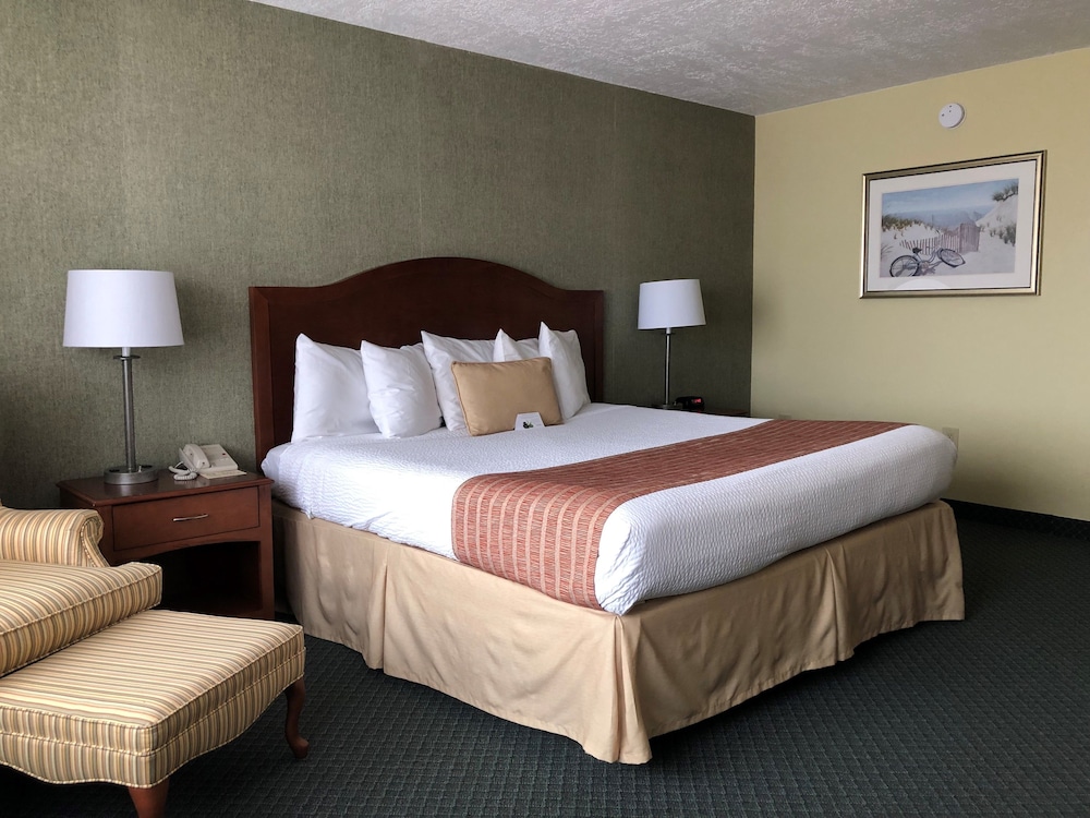 Superior Room, 1 King Bed, Non Smoking, Bay View photo 2