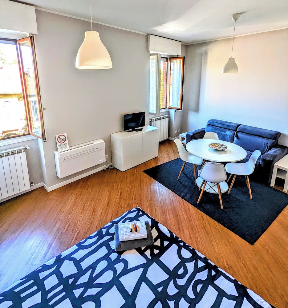 Junior Studio Suite 9