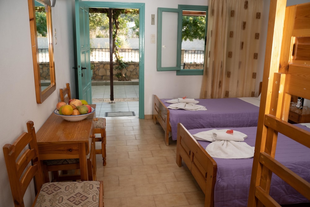 Standard Room - Photo 24