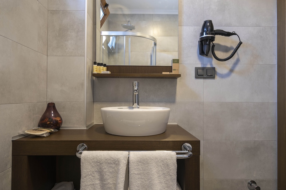 Standard Room - Photo 5