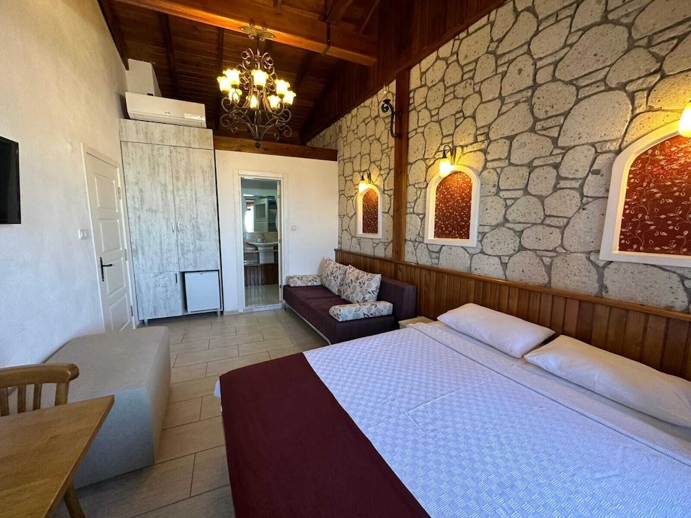 Room, Sea View