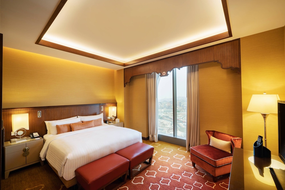 Presidential Suite, 1 Bedroom, Smoking (View) photo 2