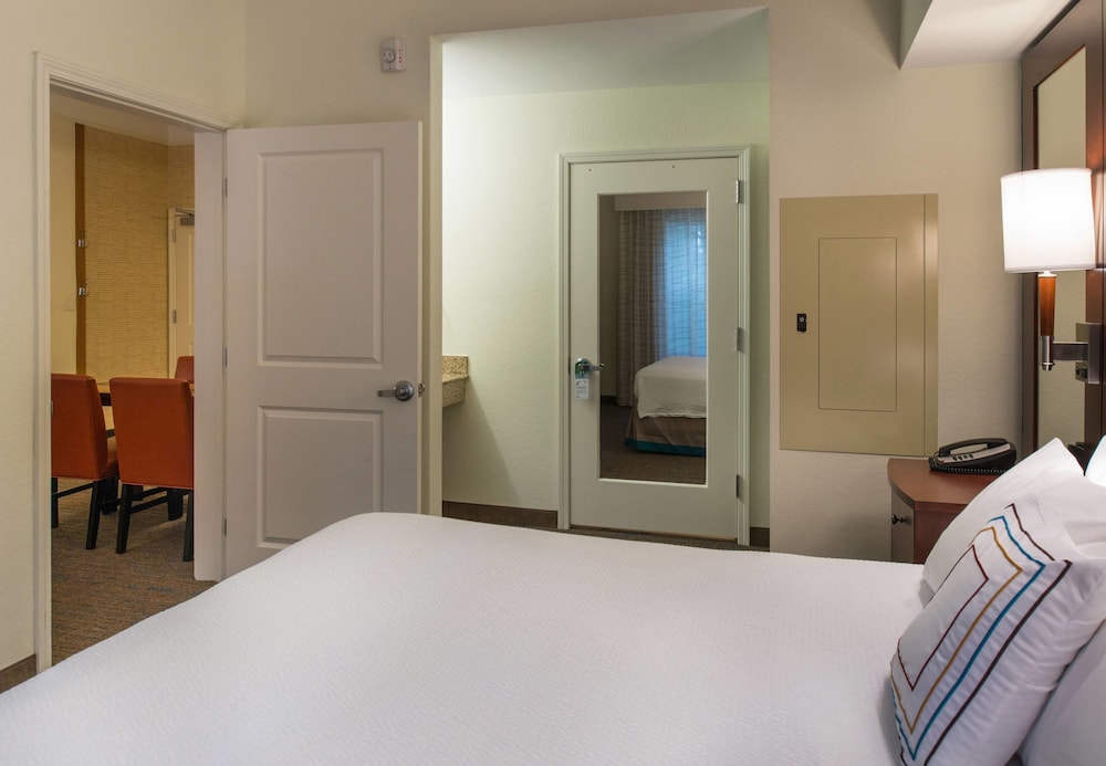 Suite, 1 Bedroom photo 2