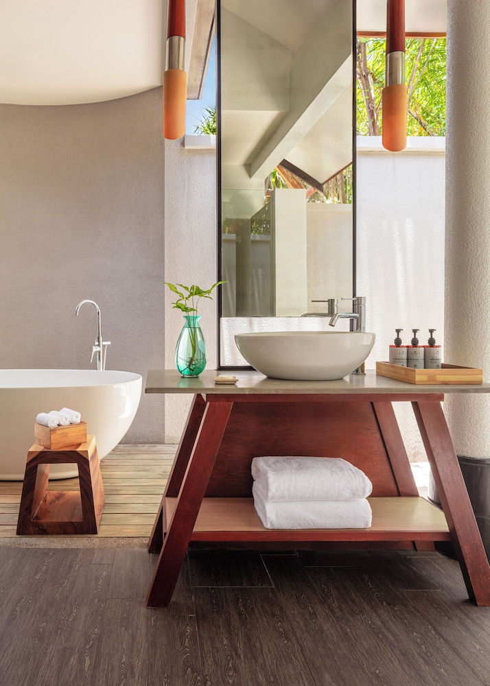 Sunset Beach Pool Villa photo 3