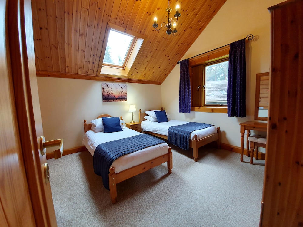 Luxury Chalet, 3 Bedrooms, Sauna, Resort View photo 3