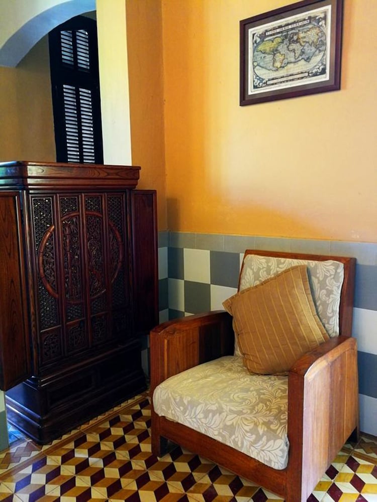 French Heritage House photo 3