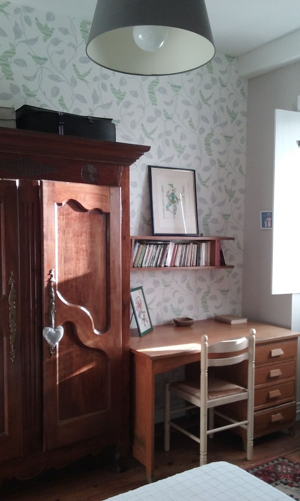 Double or Twin Room - Photo 2