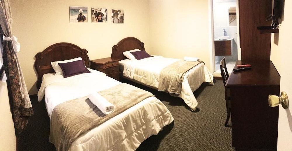Standard Twin Room, 2 Twin Beds, Non Smoking, City View photo 1