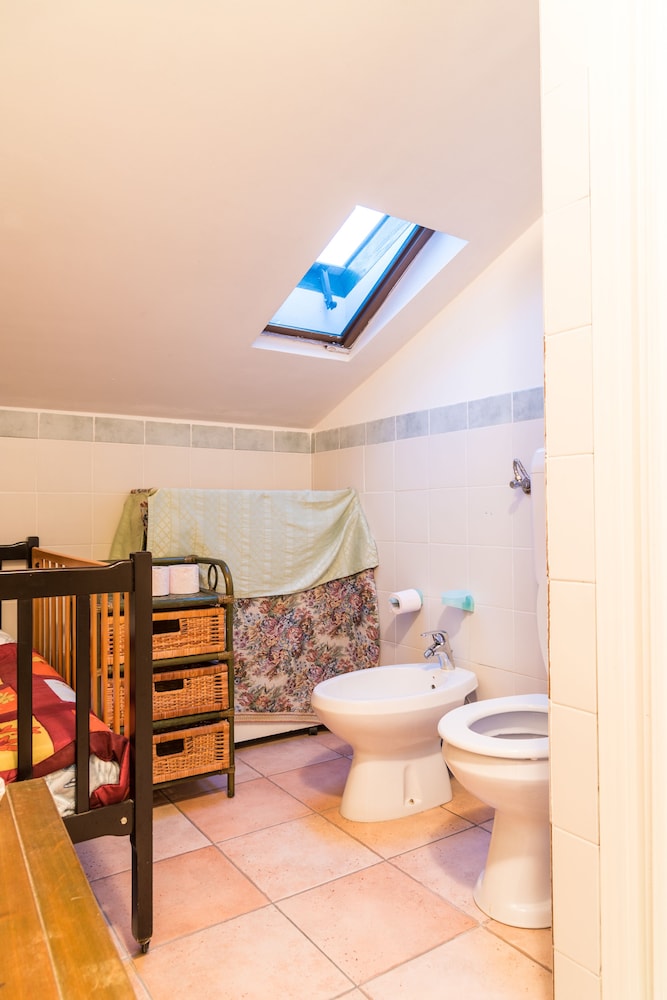 Double Room, 1 Queen Bed photo 2