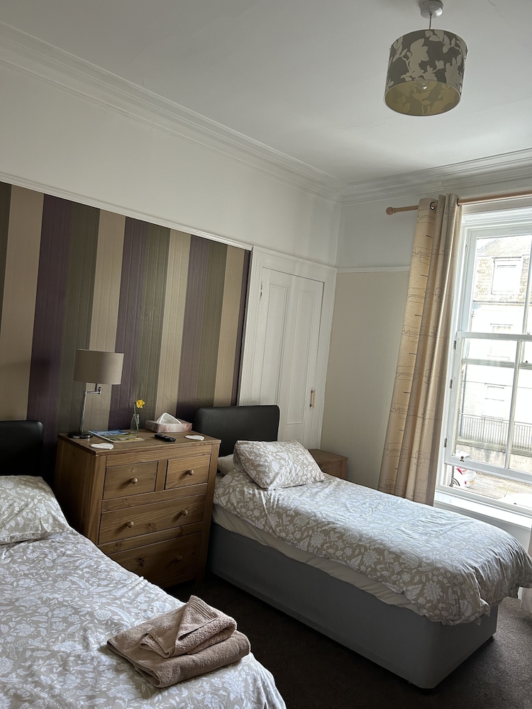 Basic Double or Twin Room photo 1