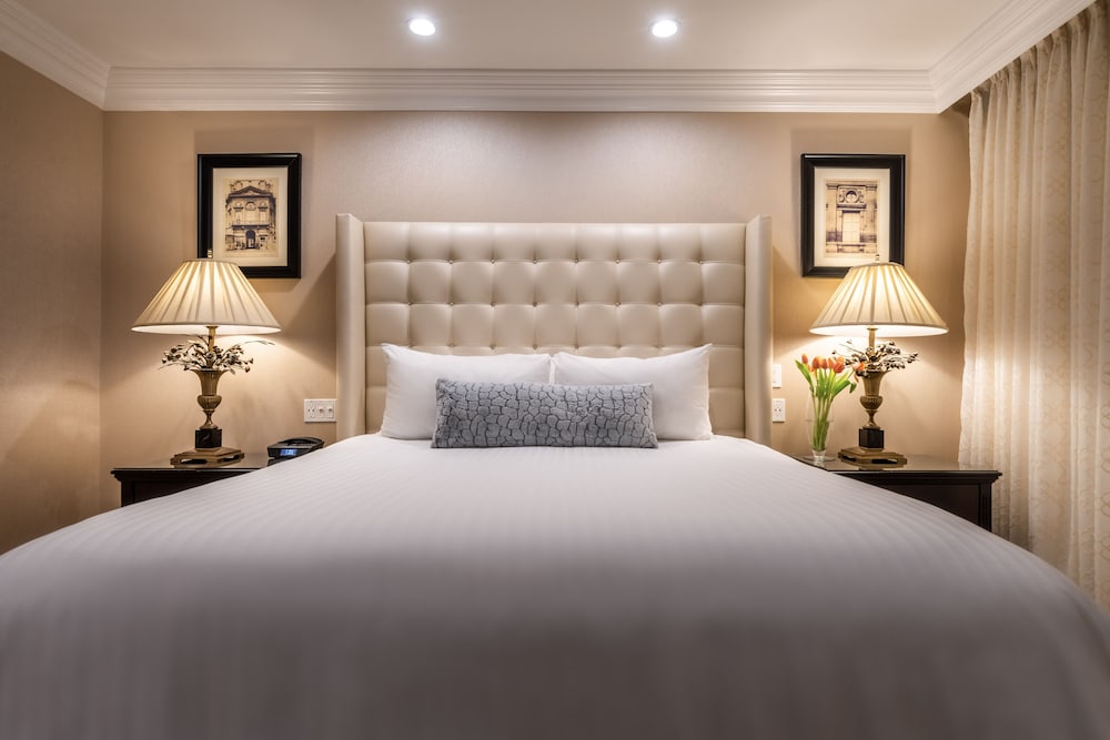 Plaza Luxury Suite King