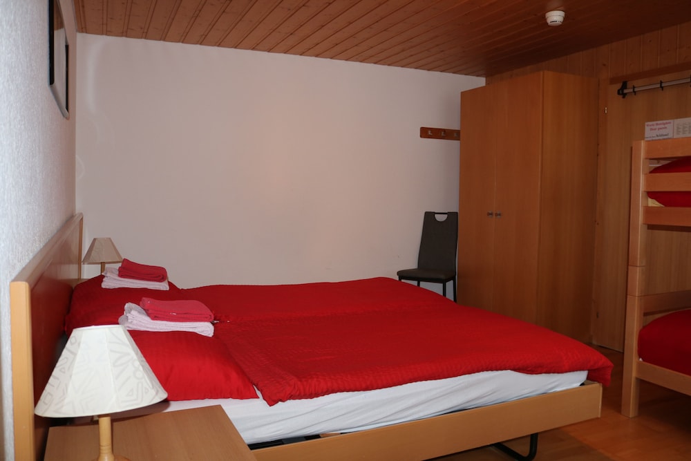 Family Quadruple Room, Ensuite photo 2
