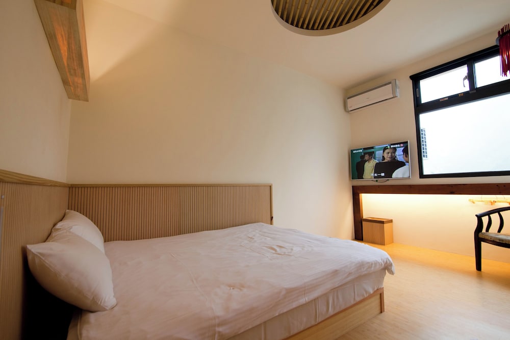 Basic Double Room photo 2
