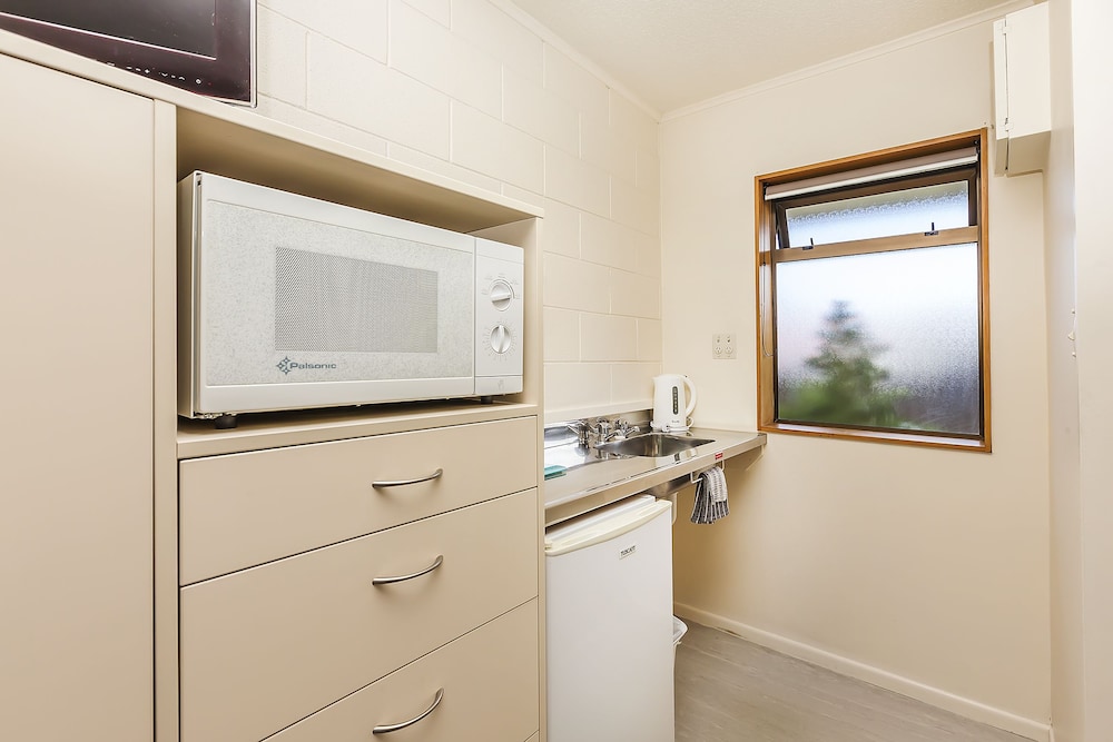 Executive Studio, 1 Queen Bed, Harbor View photo 3