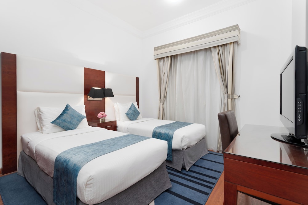 Three Bed Room Apartment photo 3