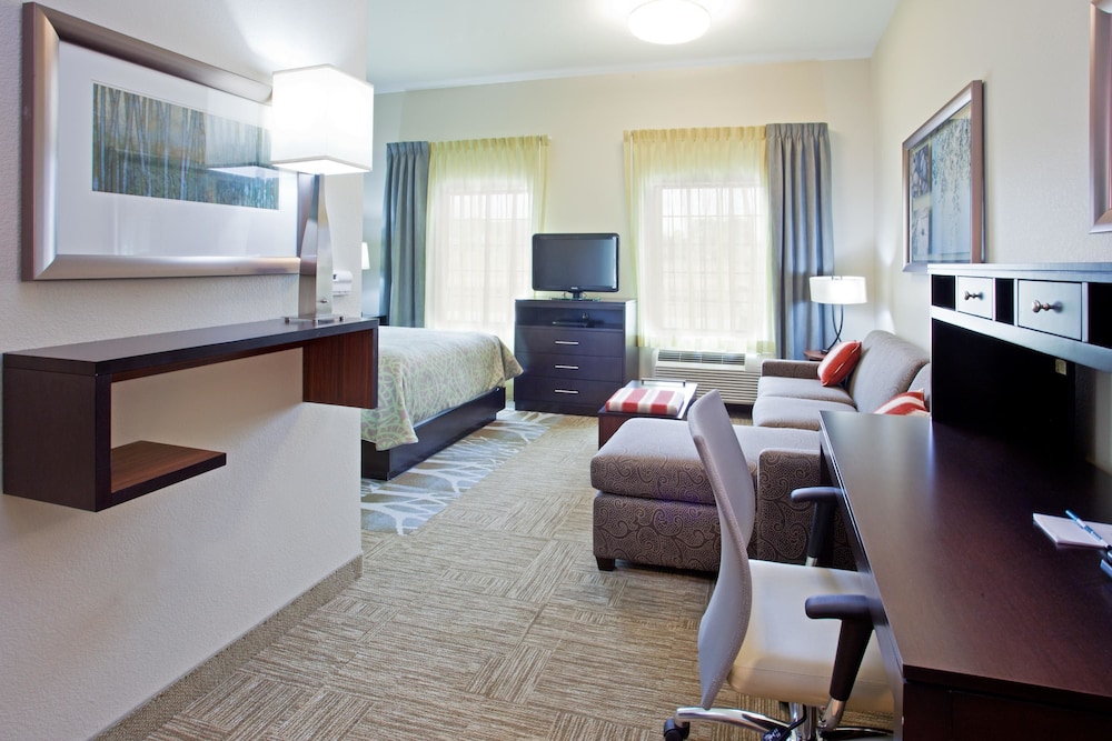 Suite, 2 Bedrooms, Kitchen - Photo 13