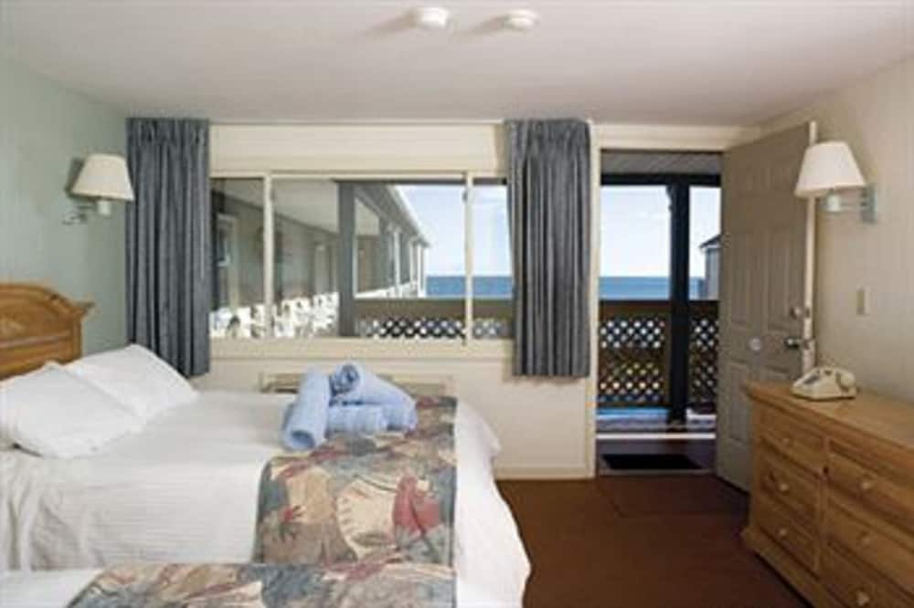 Superior Room, 2 Queen Beds, Ocean View (Superior Ocean View 2nd Floor)