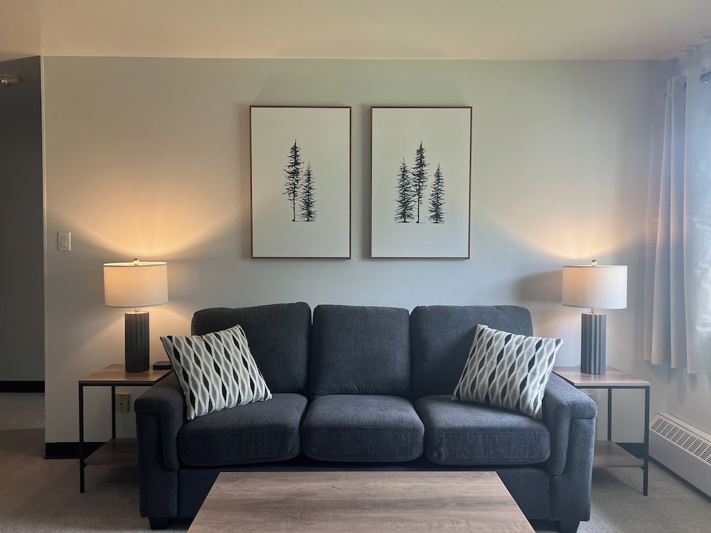 Superior Studio Suite, 1 Queen Bed, Non Smoking, Kitchen photo 1