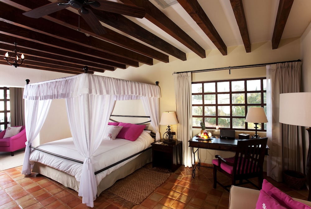 Superior Room, 1 King Bed